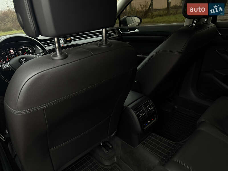 Седан Volkswagen Passat 2018 в Виноградове фото 47 Седан Volkswagen Passat 2018 в Виноградове