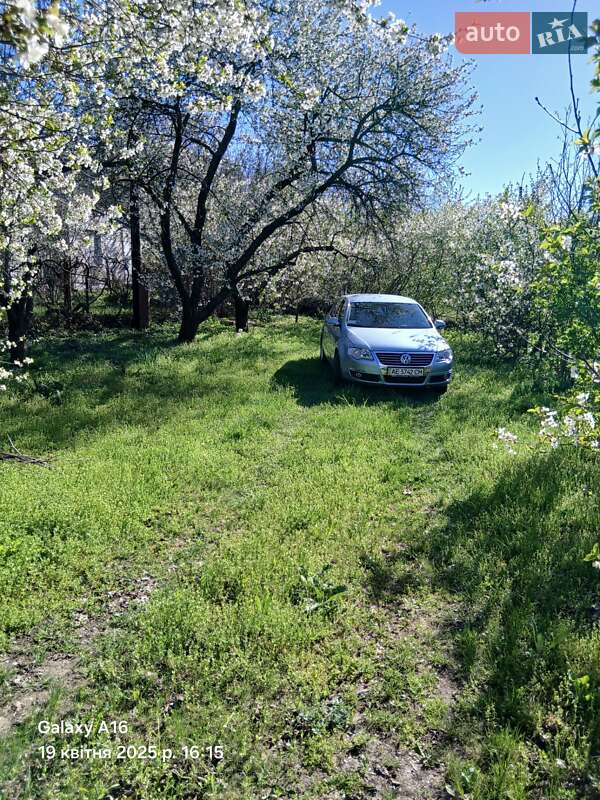 Седан Volkswagen Passat 2007 в Днепре