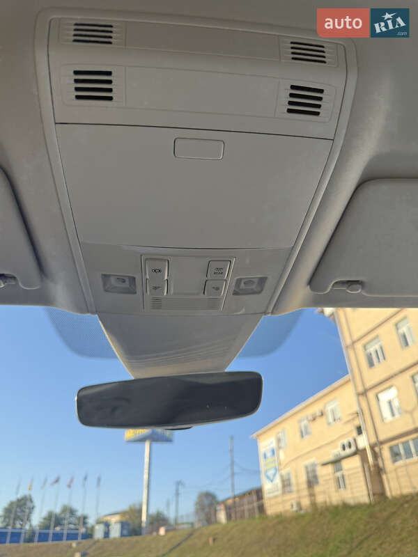 Універсал Volkswagen Passat 2018 в Вінниці