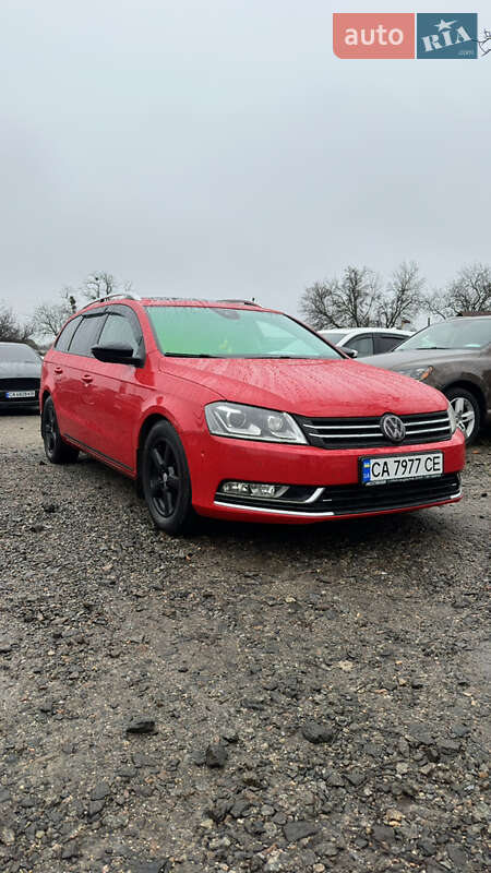 Универсал Volkswagen Passat 2011 в Смеле