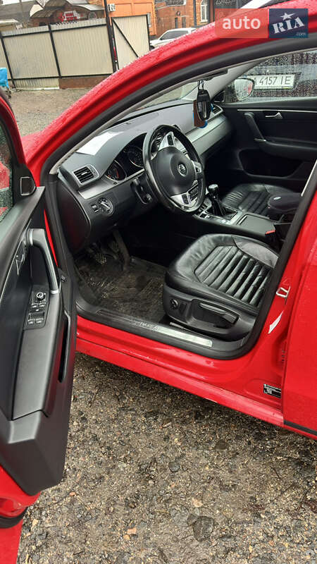 Универсал Volkswagen Passat 2011 в Смеле