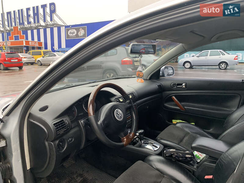 Седан Volkswagen Passat 2003 в Прилуках