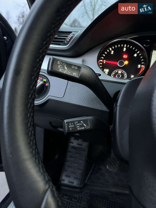 Универсал Volkswagen Passat 2012 в Виннице