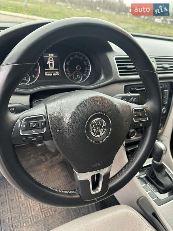 Седан Volkswagen Passat 2014 в Кривому Розі фото 6 Седан Volkswagen Passat 2014 в Кривому Розі