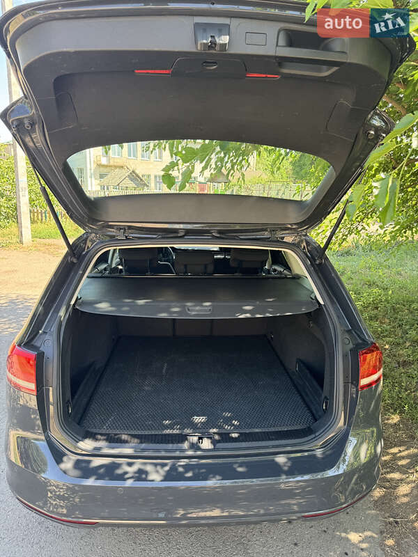 Универсал Volkswagen Passat 2017 в Великой Багачке фото 9 Универсал Volkswagen Passat 2017 в Великой Багачке