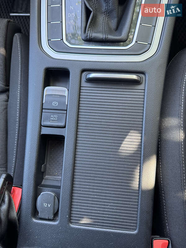 Универсал Volkswagen Passat 2017 в Великой Багачке фото 15 Универсал Volkswagen Passat 2017 в Великой Багачке