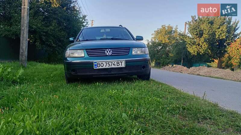 Универсал Volkswagen Passat 2000 в Виннице