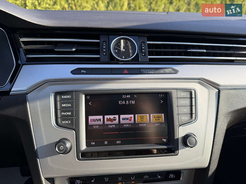 Универсал Volkswagen Passat 2016 в Стрые фото 60 Универсал Volkswagen Passat 2016 в Стрые