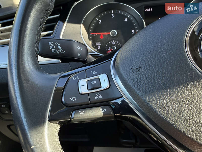 Универсал Volkswagen Passat 2016 в Стрые фото 65 Универсал Volkswagen Passat 2016 в Стрые