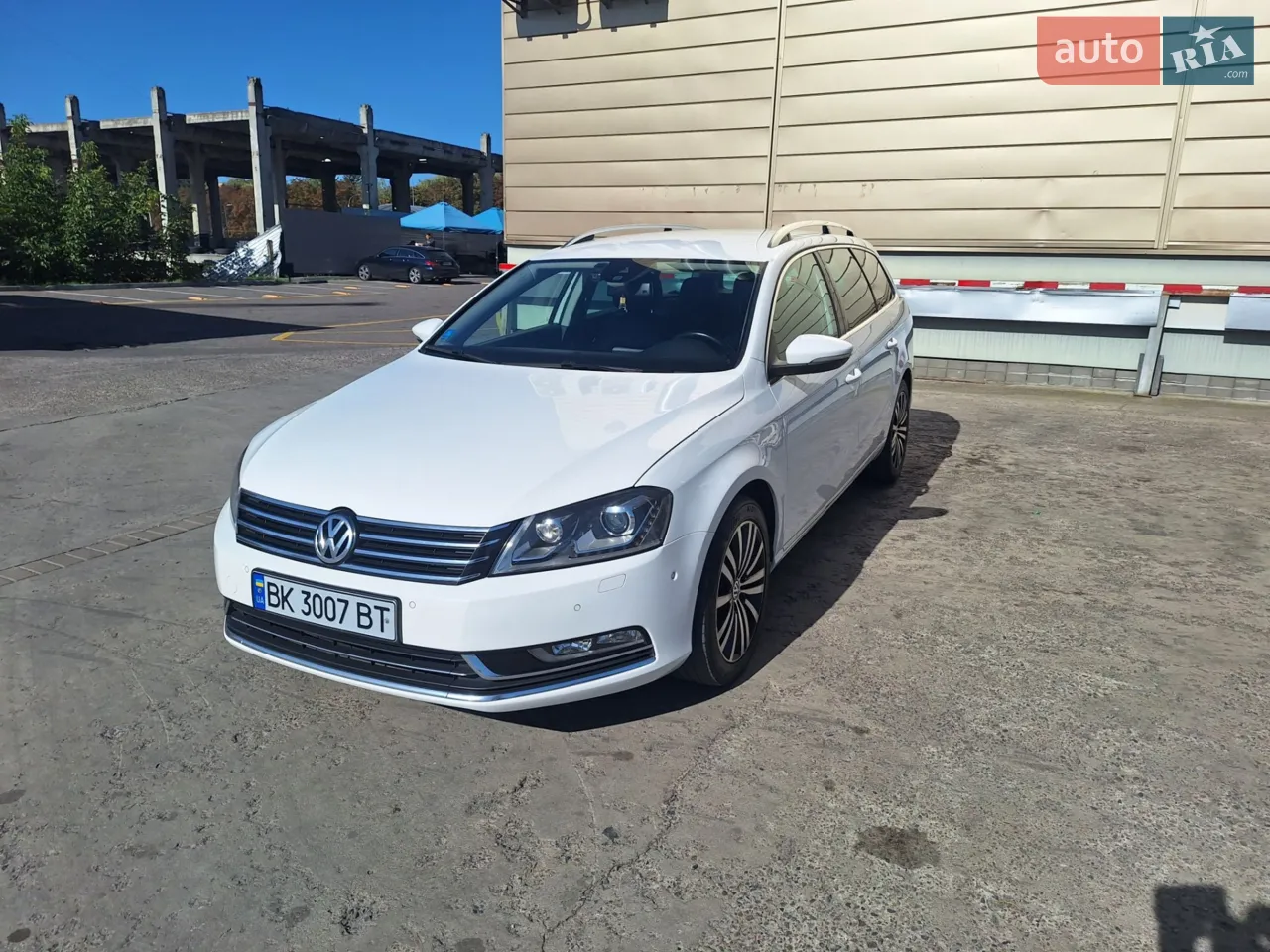 2013 Volkswagen Passat - мініатюра 15