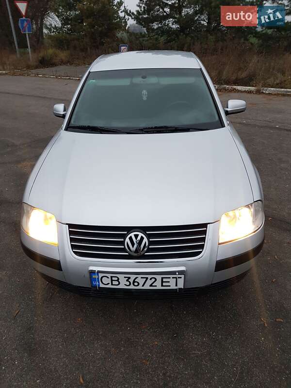Седан Volkswagen Passat 2001 в Мене