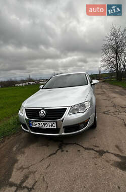 Седан Volkswagen Passat 2006 в Вознесенске