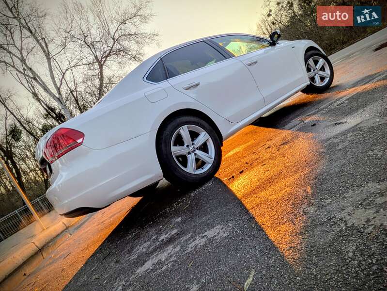 Седан Volkswagen Passat 2015 в Полтаве