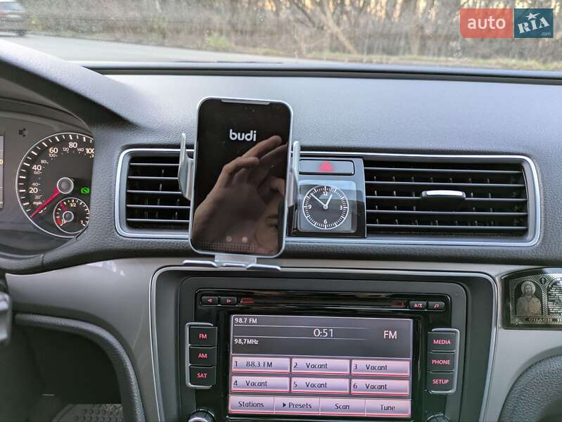 Седан Volkswagen Passat 2015 в Полтаве