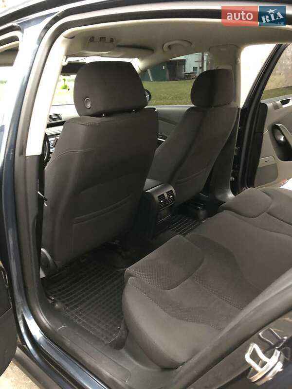 Седан Volkswagen Passat 2006 в Теофіполі