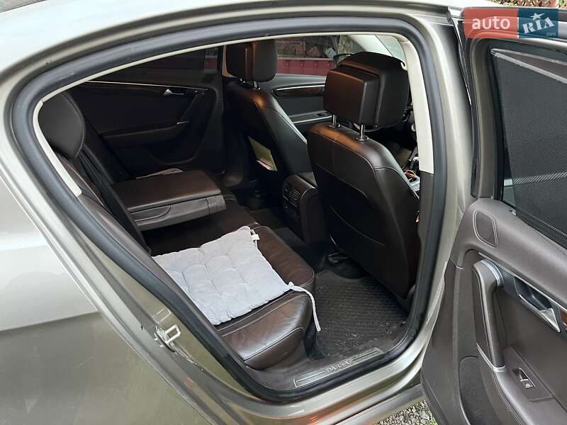 Седан Volkswagen Passat 2013 в Вінниці