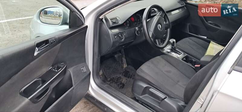 Универсал Volkswagen Passat 2006 в Киеве