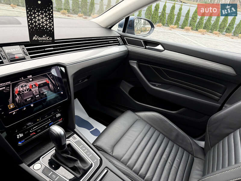 Универсал Volkswagen Passat 2021 в Луцке фото 28 Универсал Volkswagen Passat 2021 в Луцке
