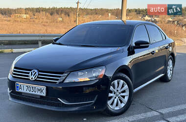 Седан Volkswagen Passat 2013 в Києві