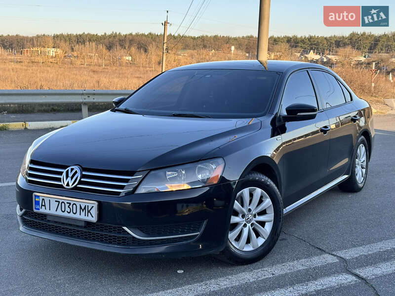 Седан Volkswagen Passat 2013 в Киеве