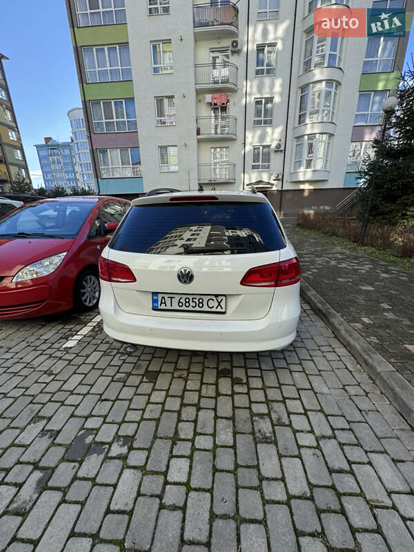 Универсал Volkswagen Passat 2013 в Ивано-Франковске