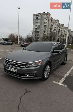Седан Volkswagen Passat 2016 в Запорожье