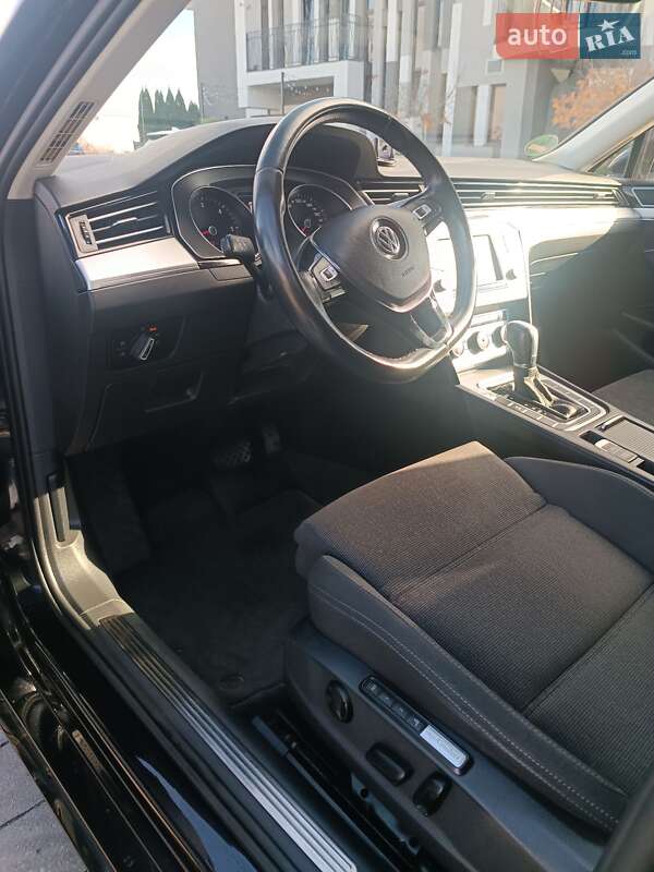 Универсал Volkswagen Passat 2016 в Стрые