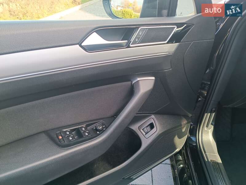 Универсал Volkswagen Passat 2016 в Стрые