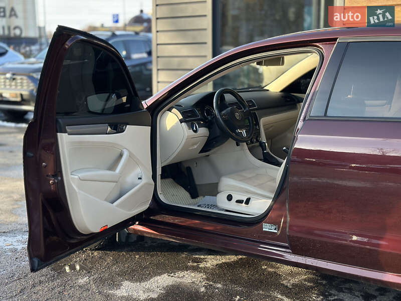 Седан Volkswagen Passat 2014 в Шептицькому фото 20 Седан Volkswagen Passat 2014 в Шептицькому