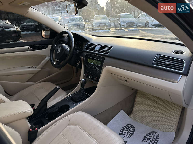 Седан Volkswagen Passat 2014 в Шептицькому фото 28 Седан Volkswagen Passat 2014 в Шептицькому