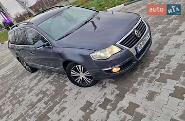 Універсал Volkswagen Passat 2010 в Ужгороді