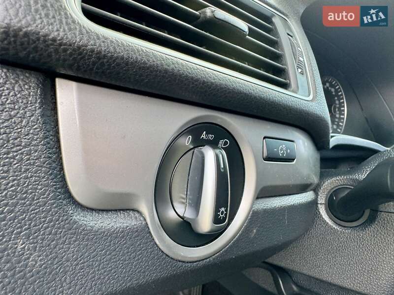 Седан Volkswagen Passat 2014 в Киеве фото 13 Седан Volkswagen Passat 2014 в Киеве