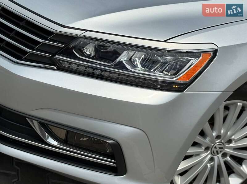 Седан Volkswagen Passat 2016 в Кривом Роге