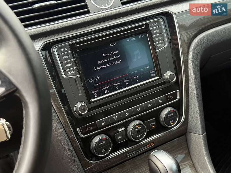 Седан Volkswagen Passat 2016 в Кривом Роге