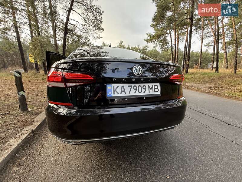 Седан Volkswagen Passat 2020 в Киеве