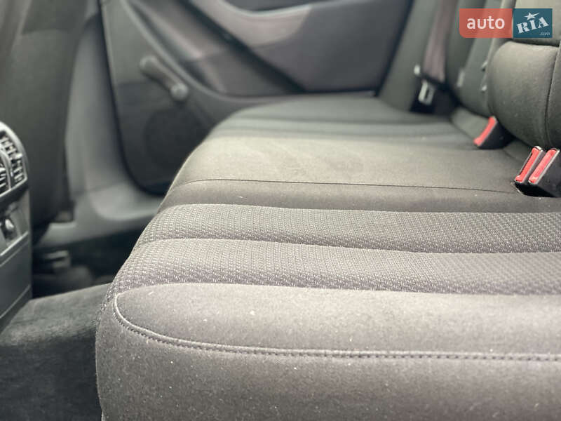 Седан Volkswagen Passat 2009 в Староконстантинове