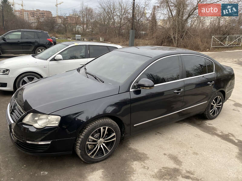 Седан Volkswagen Passat 2005 в Дунаевцах