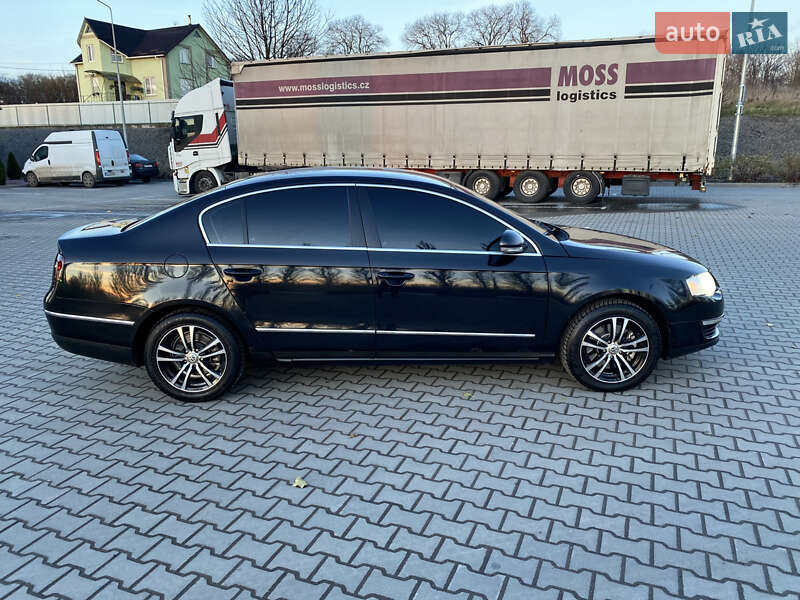 Седан Volkswagen Passat 2005 в Дунаевцах