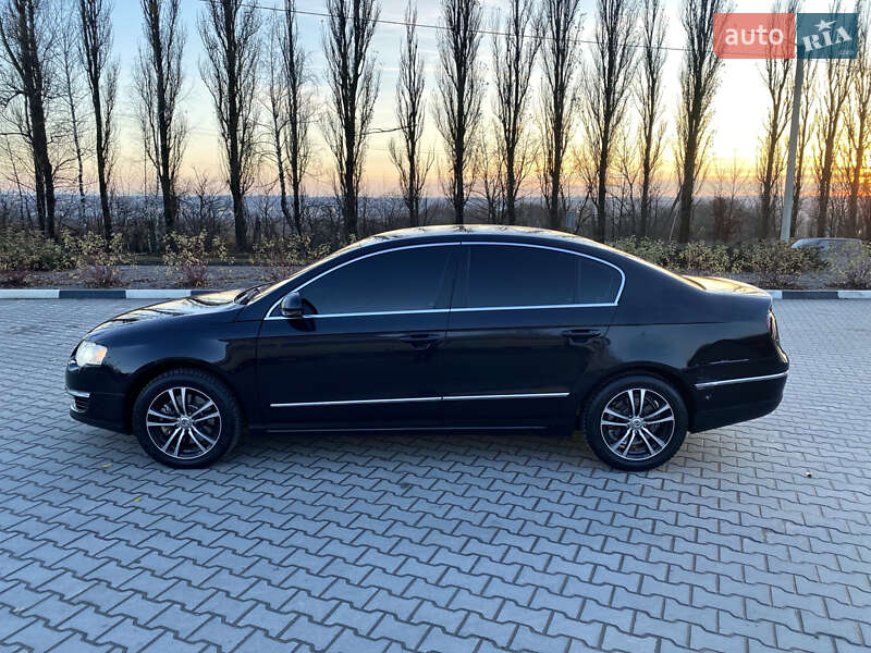 Седан Volkswagen Passat 2005 в Дунаевцах