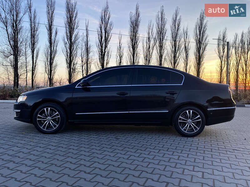Седан Volkswagen Passat 2005 в Дунаевцах