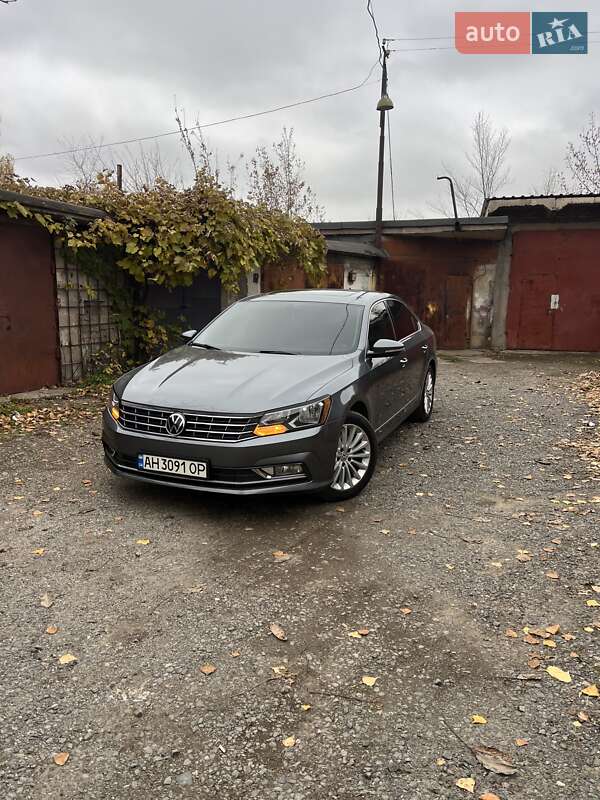 Седан Volkswagen Passat 2015 в Кривому Розі
