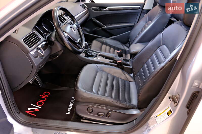 Седан Volkswagen Passat 2017 в Одесі