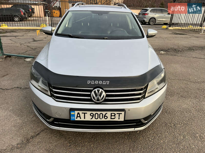 Универсал Volkswagen Passat 2011 в Киеве