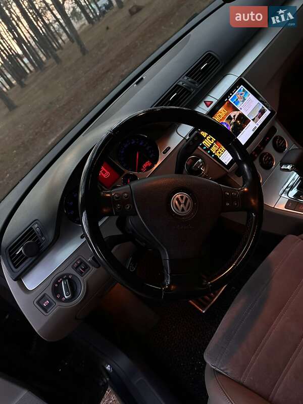 Седан Volkswagen Passat 2006 в Сумах