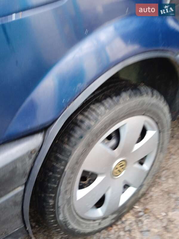 Универсал Volkswagen Passat 1992 в Томашполе