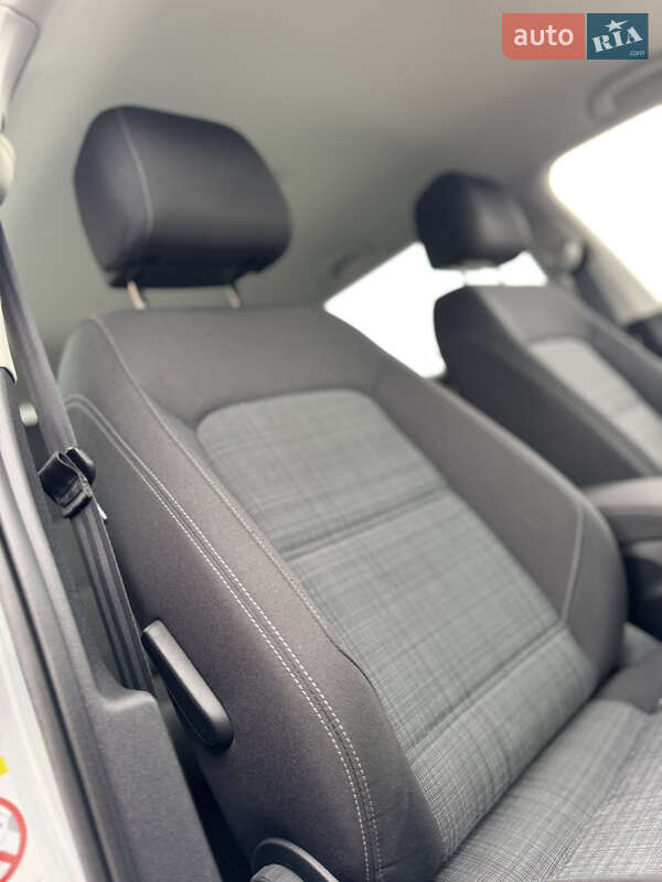 Универсал Volkswagen Passat 2021 в Трускавце фото 79 Универсал Volkswagen Passat 2021 в Трускавце