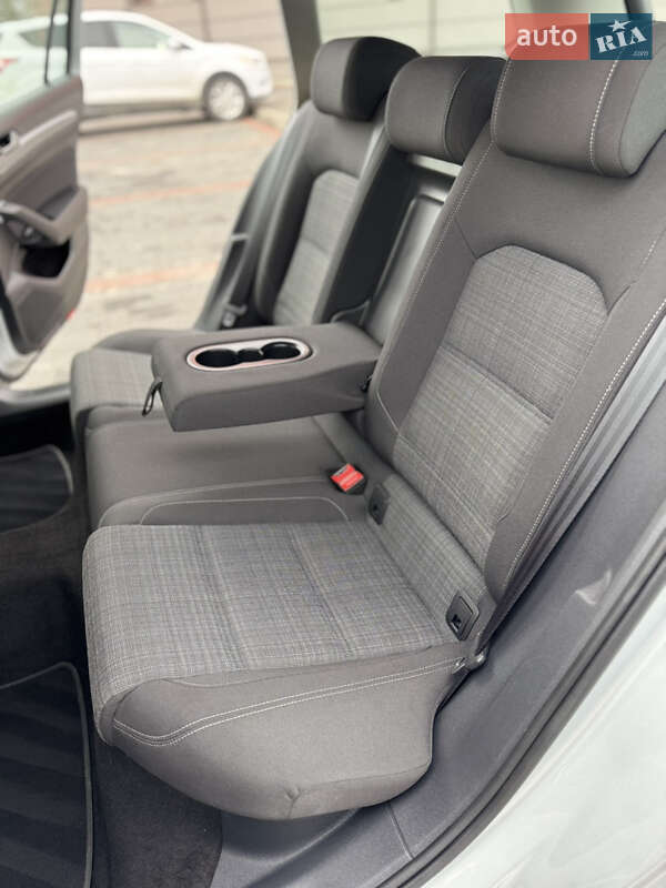 Универсал Volkswagen Passat 2021 в Трускавце фото 93 Универсал Volkswagen Passat 2021 в Трускавце