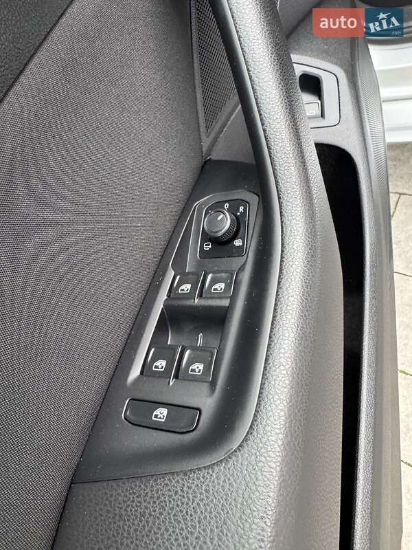 Универсал Volkswagen Passat 2021 в Трускавце фото 96 Универсал Volkswagen Passat 2021 в Трускавце