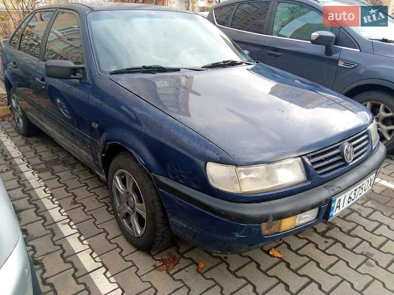 Седан Volkswagen Passat 1994 в Киеве фото 6 Седан Volkswagen Passat 1994 в Киеве