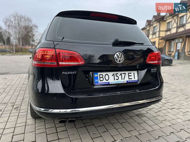Универсал Volkswagen Passat 2014 в Хмельницком
